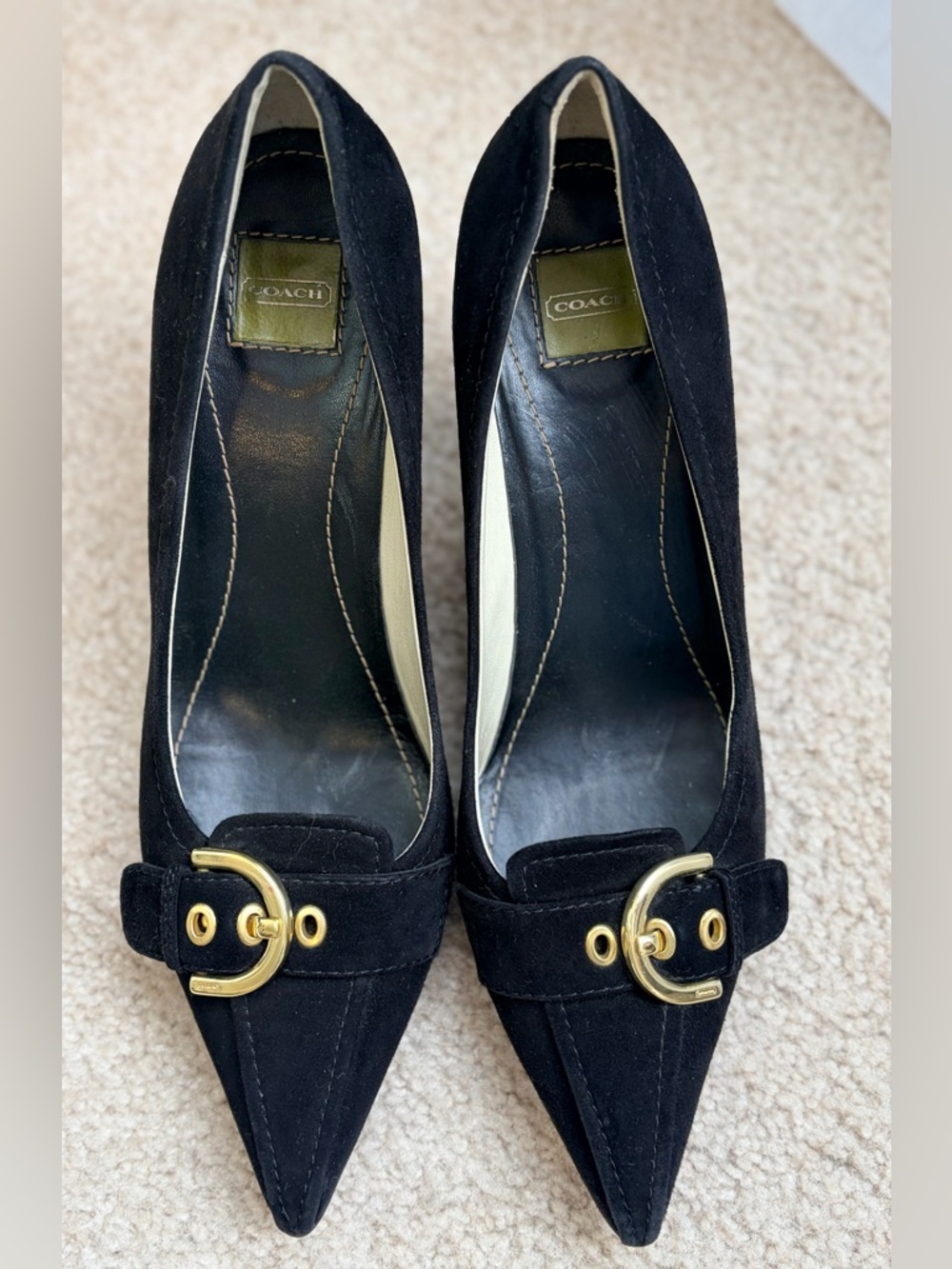 Coach Black Suede Sarrah Kitten Heels 8
Leather Gold Buckle Detail Pointed Toe - Picture 9 of 11